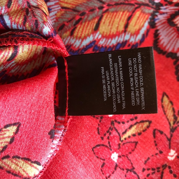 NWT Tahari Size Small Persimmon/ multi-color halter-back dress w/ pockets - Picture 11 of 11